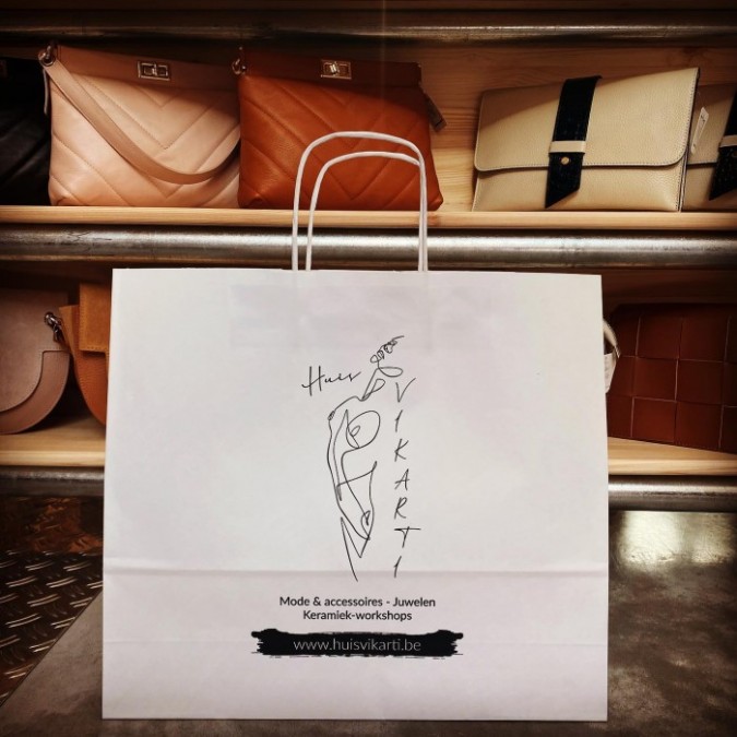 Laminated paper carrier bags with a luxurious look!